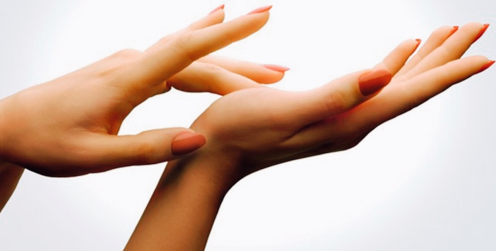 নরম ও মসৃণ হাত রাখার ঘরোয়া উপায়