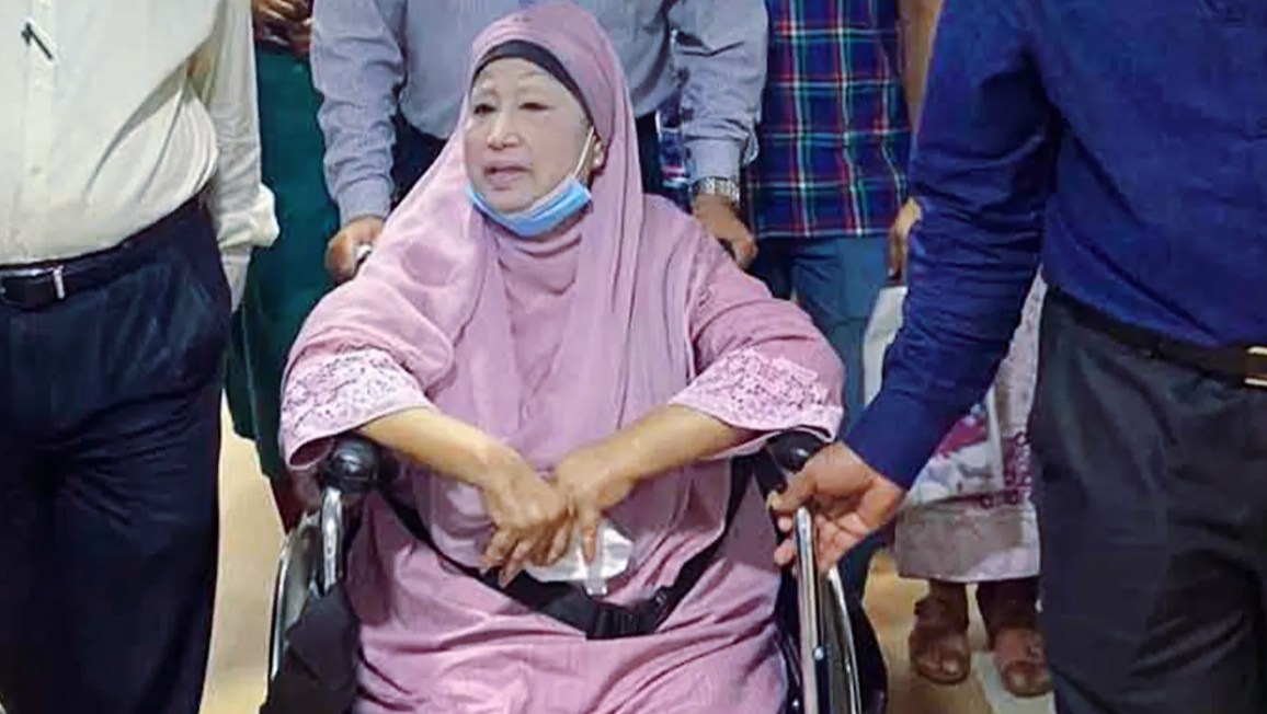 খালেদা জিয়া হাসপাতালে