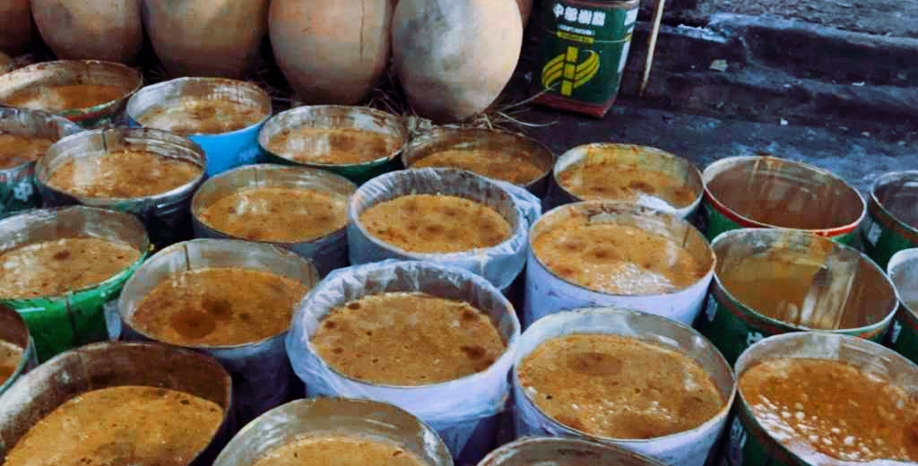 ধামরাইয়ে ভেজাল গুড় কারখানা সিলগালা