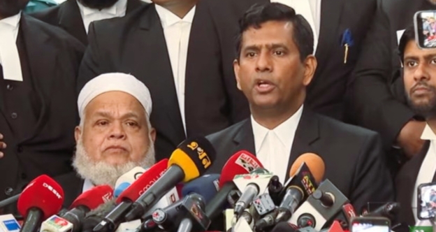 ছাত্র-জনতার হত্যাকাণ্ডের বিচার নিয়ে চিফ প্রসিকিউটরের প্রেস ব্রিফিং