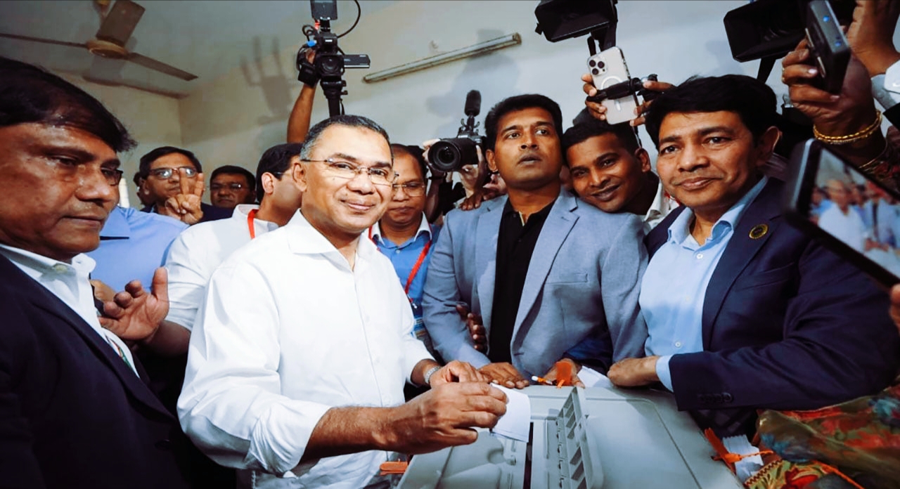 গুলশান কেন্দ্রে সপরিবারে ভোট দিচ্ছেন তারেক রহমান