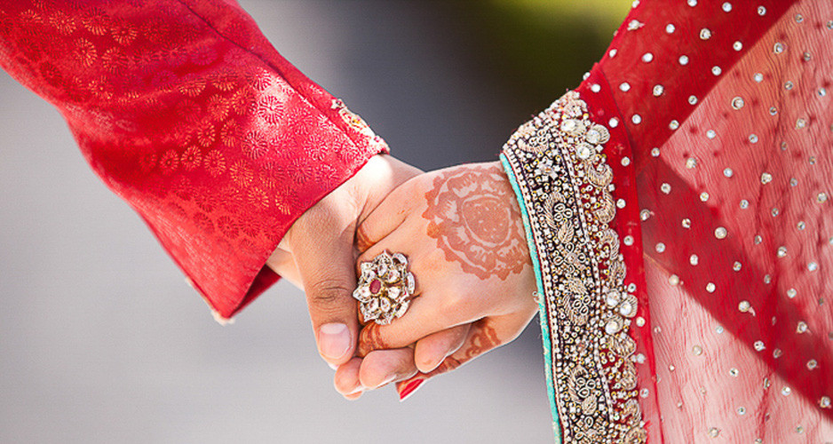 বিয়ে শেষে ফেরার পথে সড়ক দুর্ঘটনায় বর কনের মৃত্যু