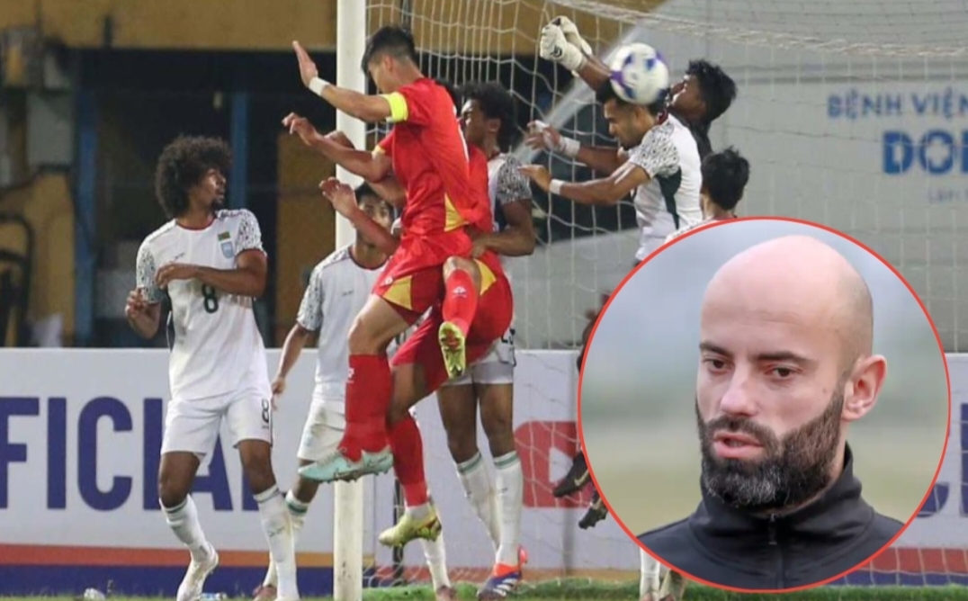 ভিয়েতনামের বিপক্ষে ম্যাচে বাংলাদেশের খেলোয়াড়দের হতাশার দৃশ্য